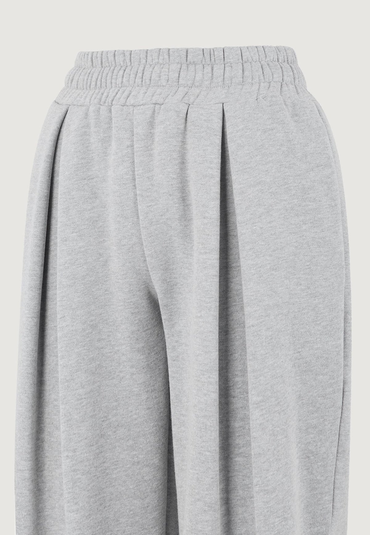 fanny-straight-leg-box-pleat-joggers-grey