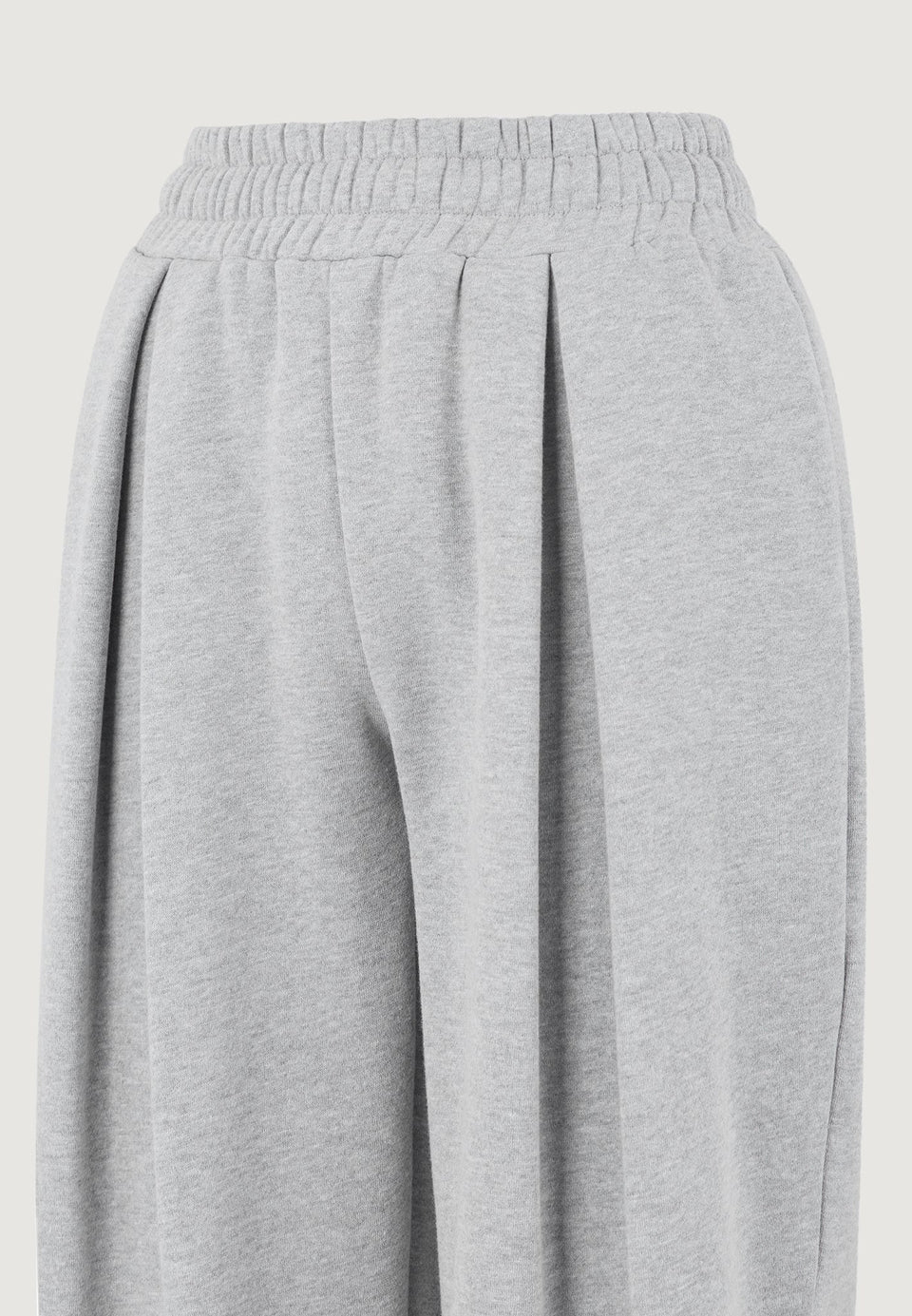 fanny-straight-leg-box-pleat-joggers-grey