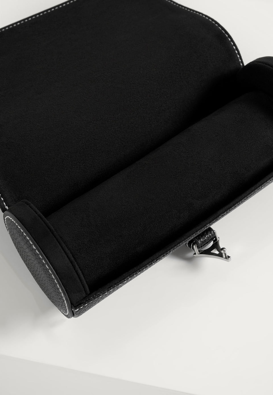 fred-pebbled-leather-contrast-stitch-watch-roll-black