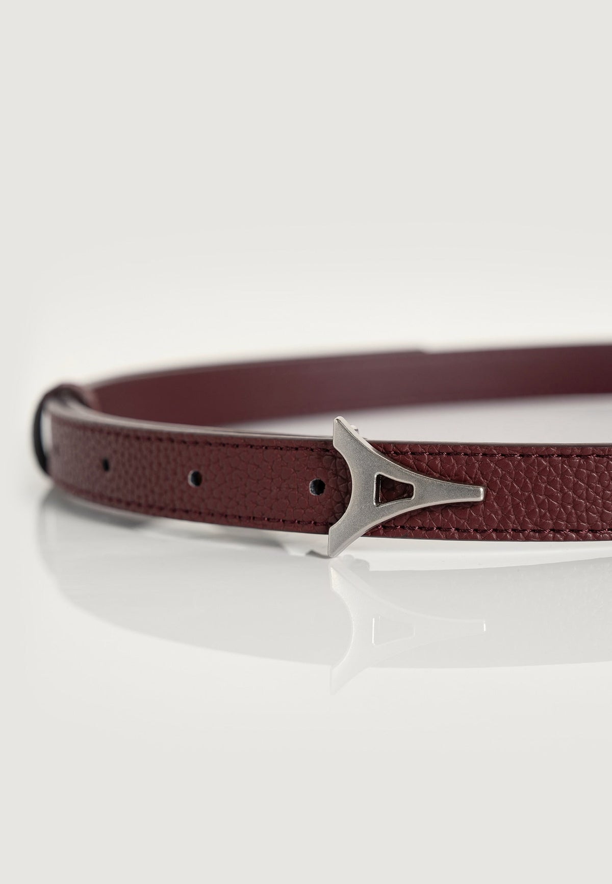 leonie-eiffel-slim-leather-belt-red