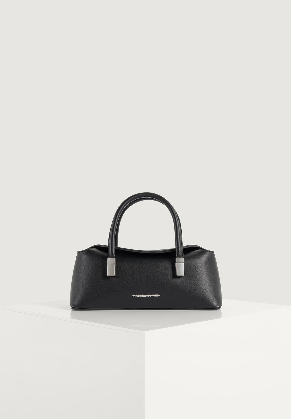 Annelise - Leather Baguette Bag - Black