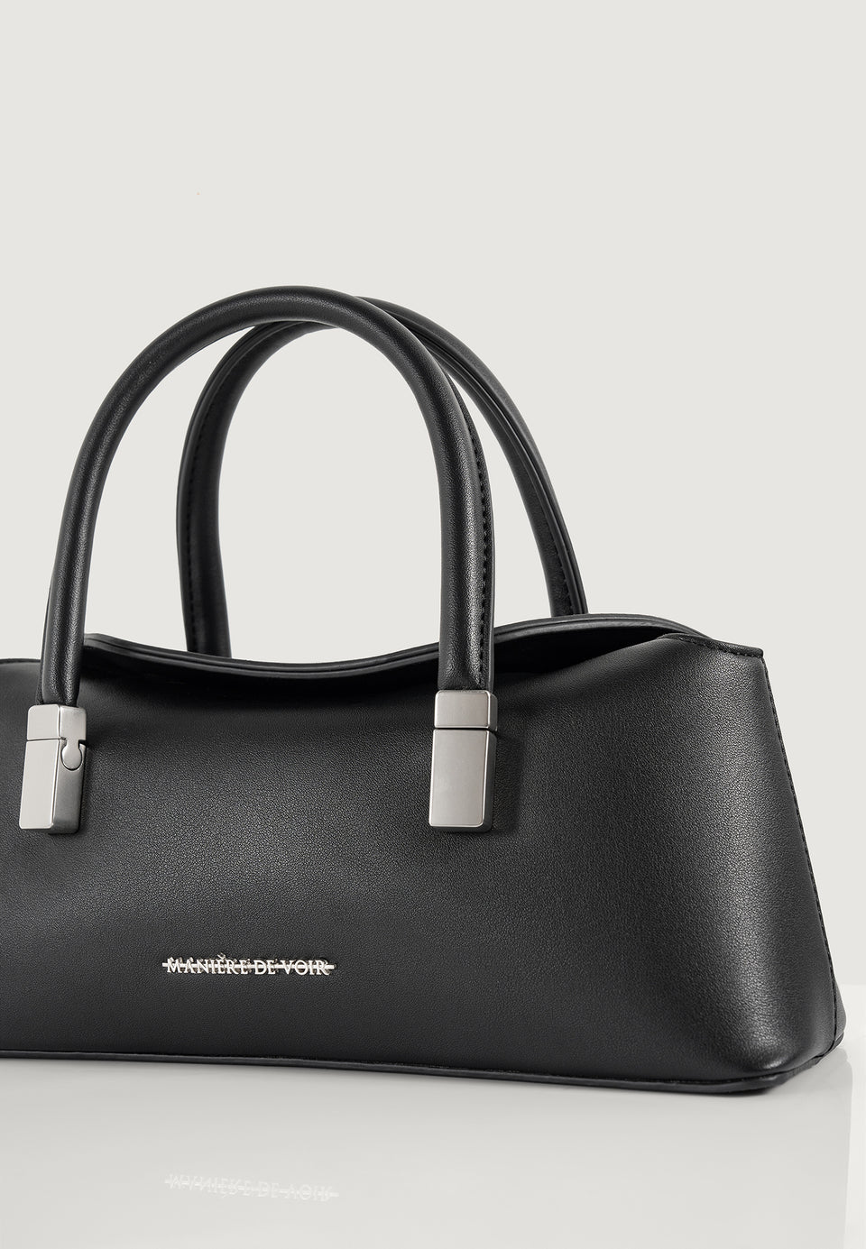 Annelise - Leather Baguette Bag - Black