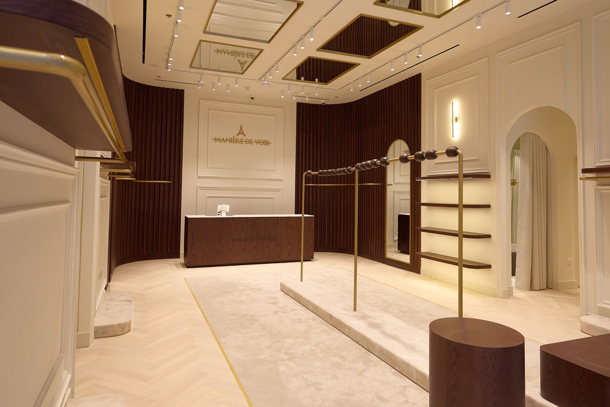 Store gallery image