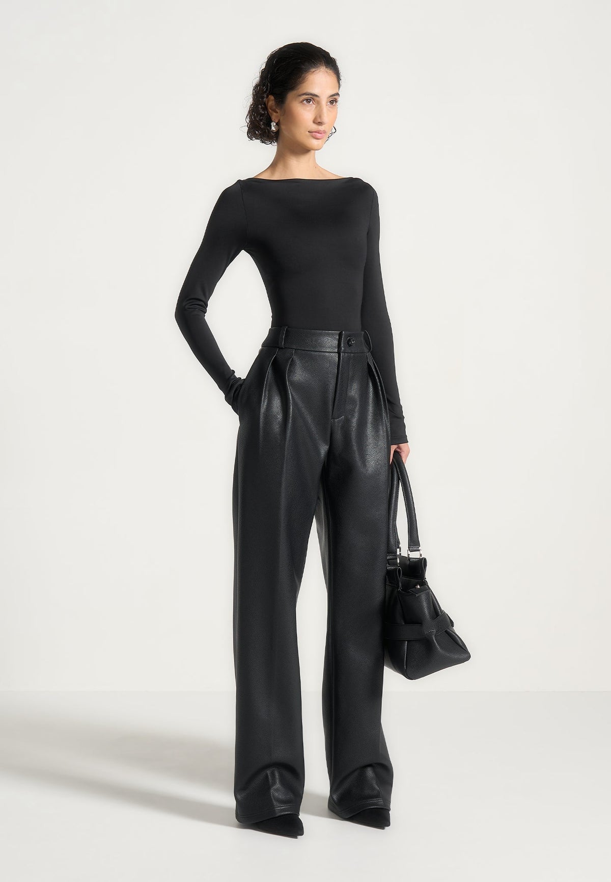 bs003-boat-neck-bodysuit-black