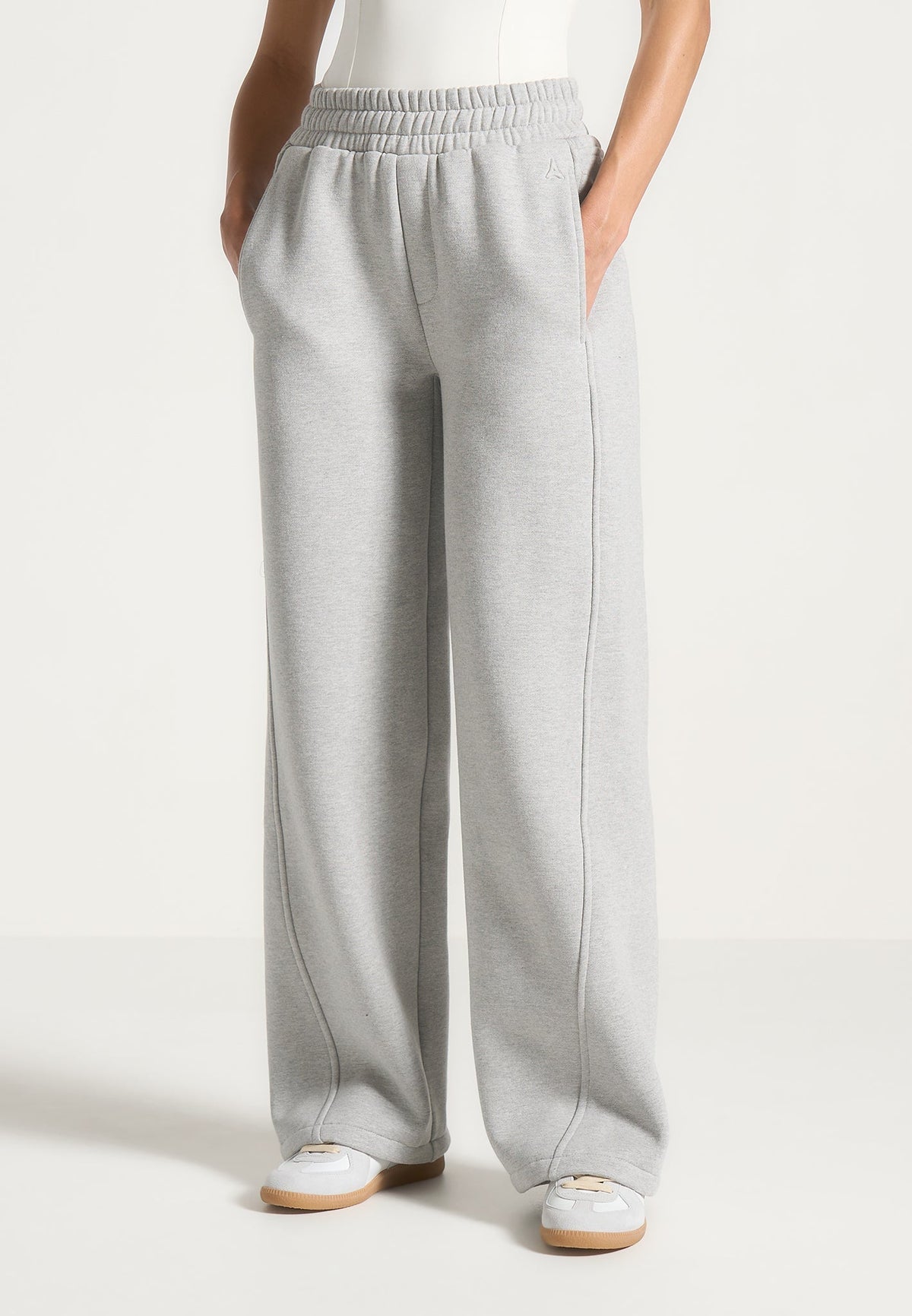 Iris - Relaxed Sweatpants - Grey