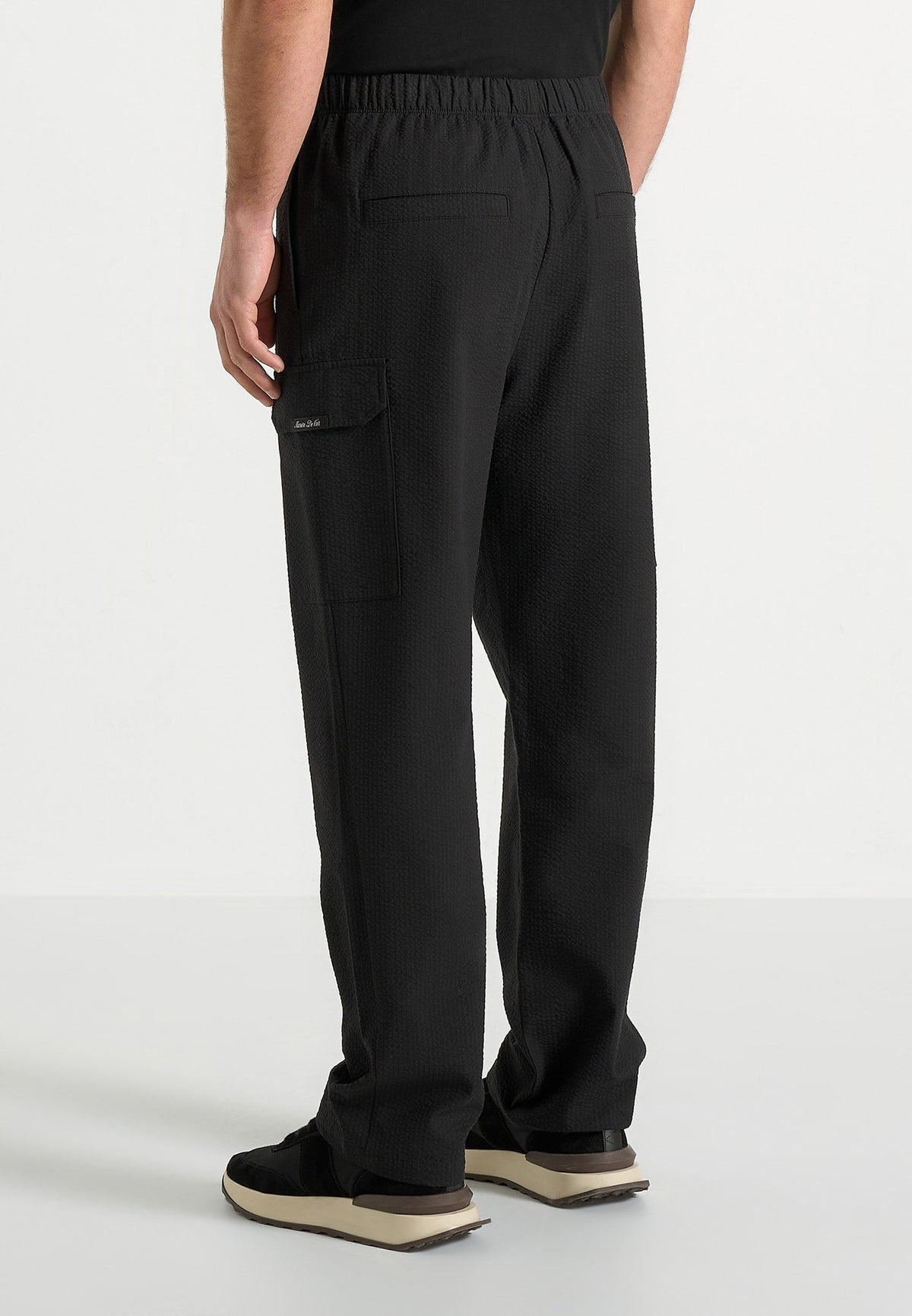 rayan-textured-cargo-trousers-black