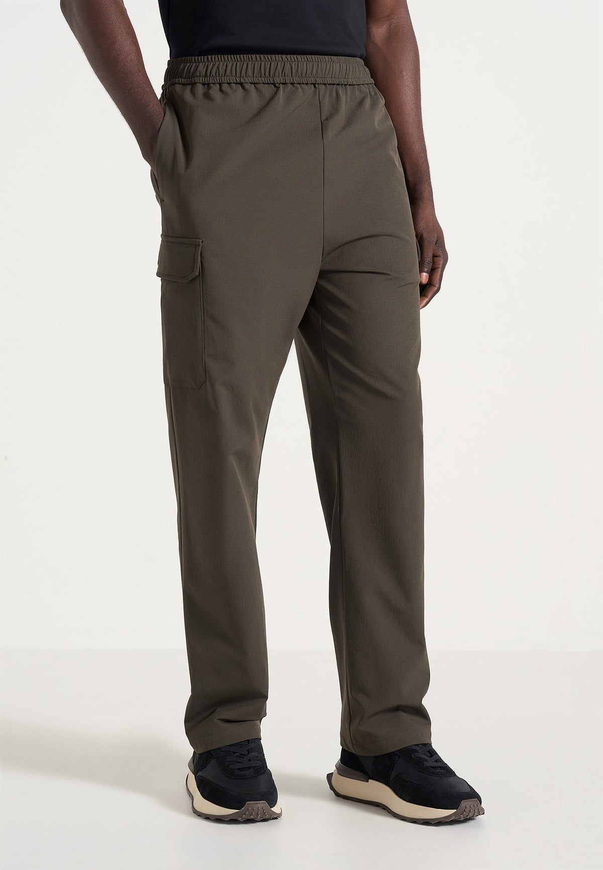 Rayan - Technical Cargo Pants - Olive