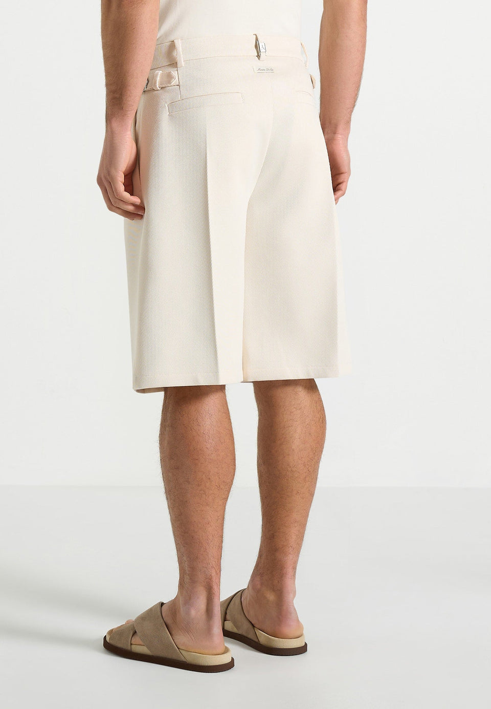 auguste-tailored-twill-bermuda-shorts-cream