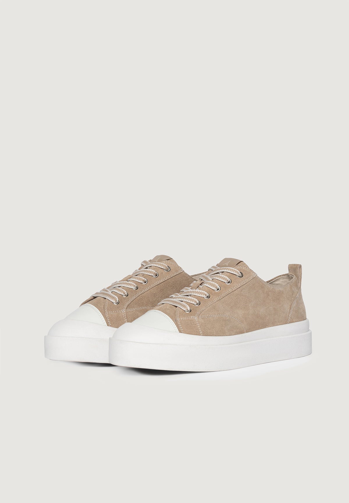 mens-vienna-suede-contrast-stitch-sneaker-beige