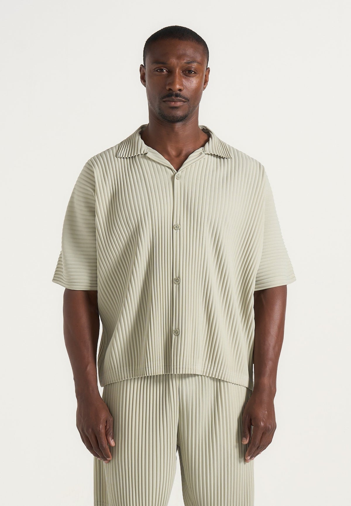 justin-pleated-boxy-shirt-sage