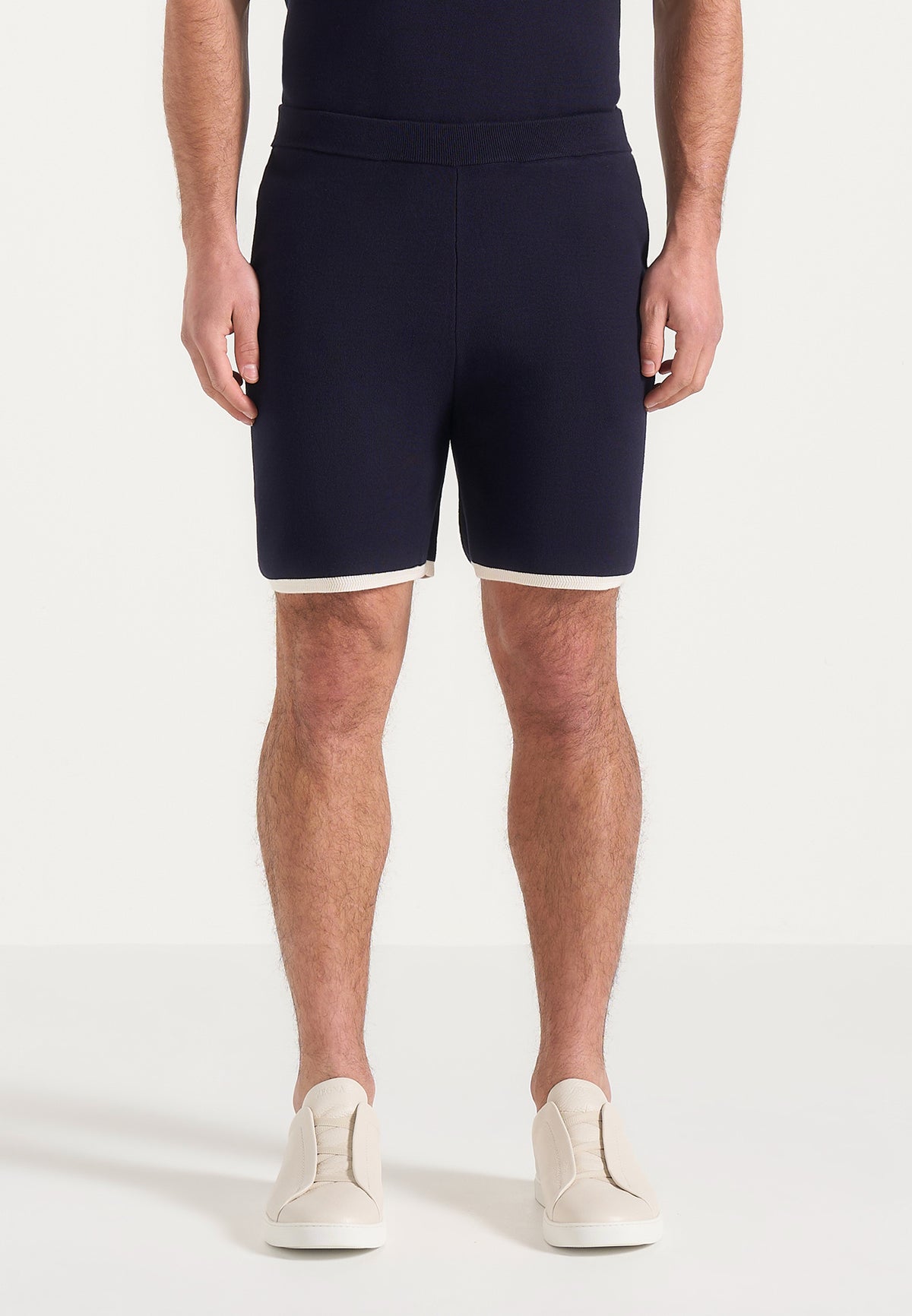 regis-contrast-detail-knit-shorts-navy