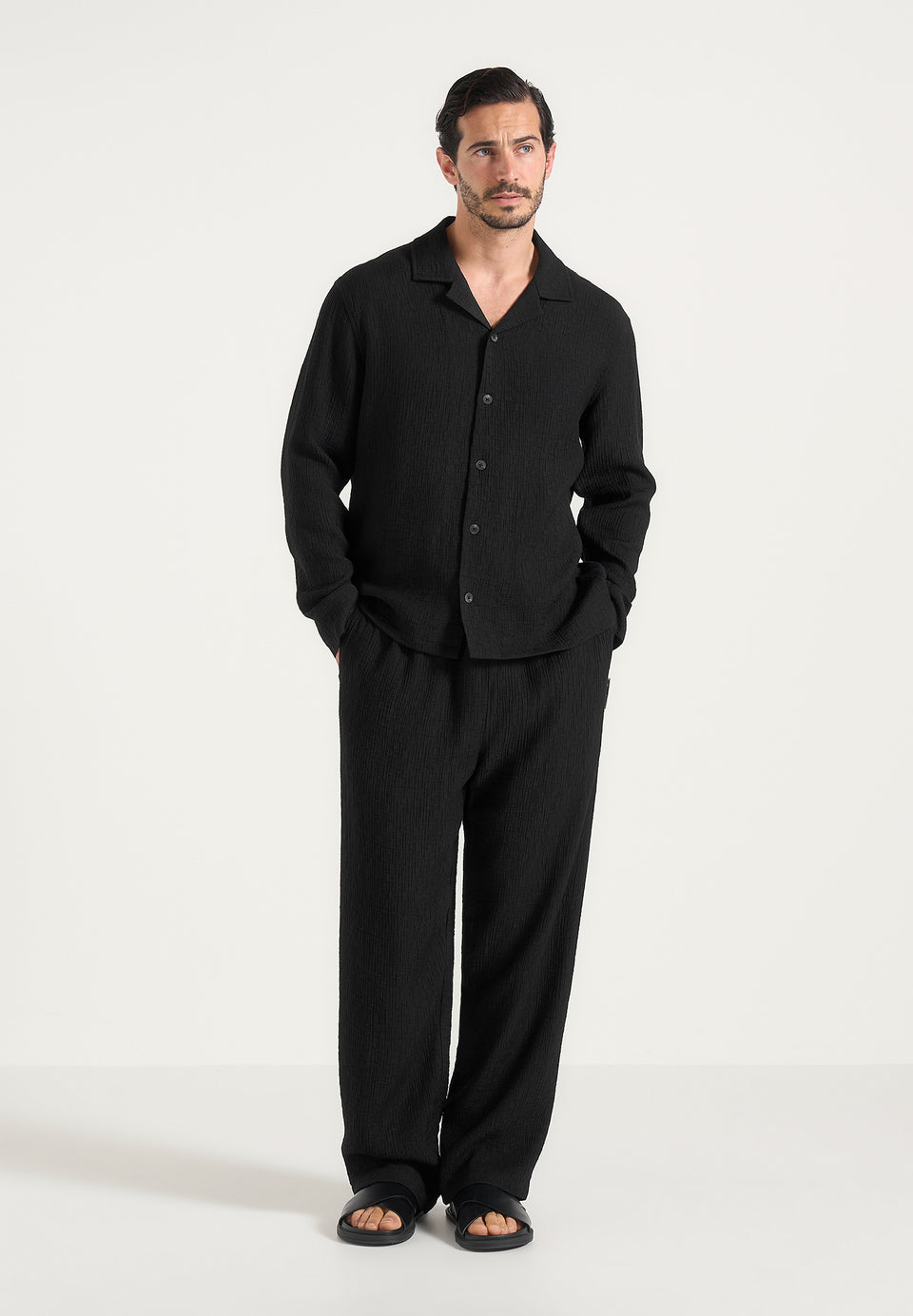 bailey-unisex-textured-long-sleeve-shirt-black
