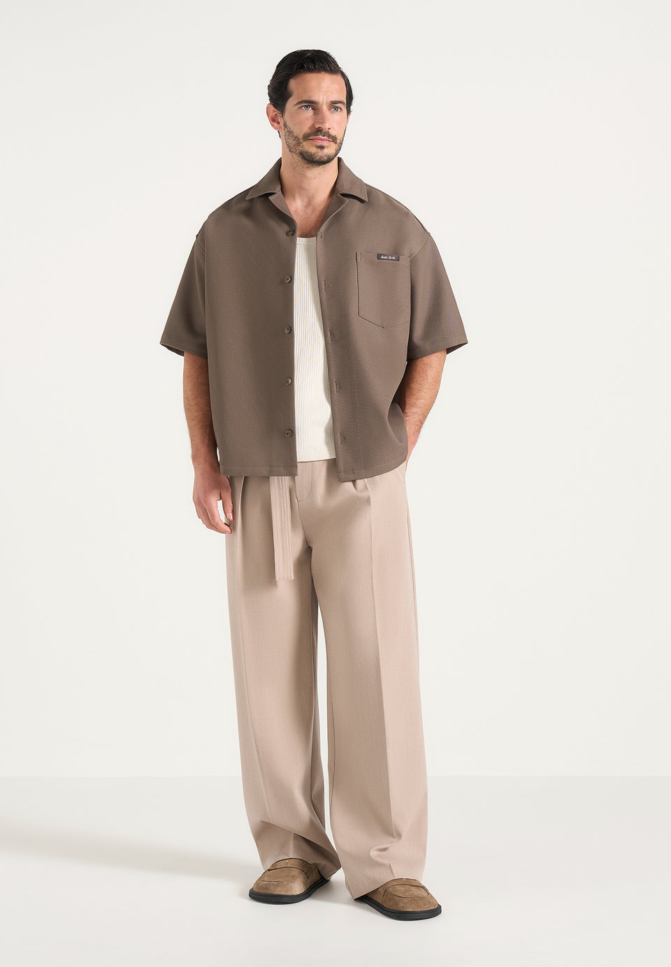 brook-unisex-signature-twill-boxy-shirt-olive