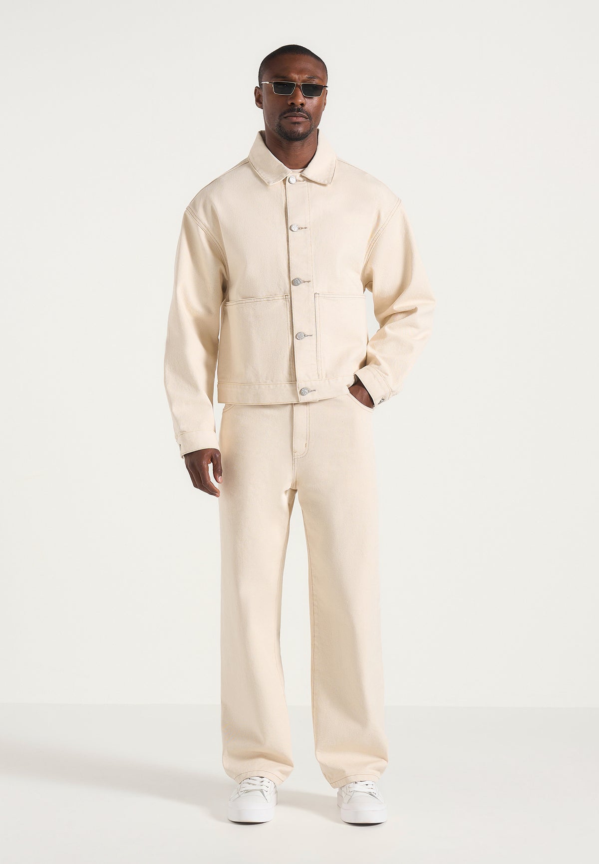 DN002 - Relaxed Fit Denim Jeans - Cream