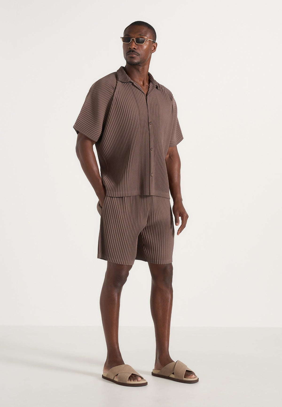 drew-pleated-shorts-brown