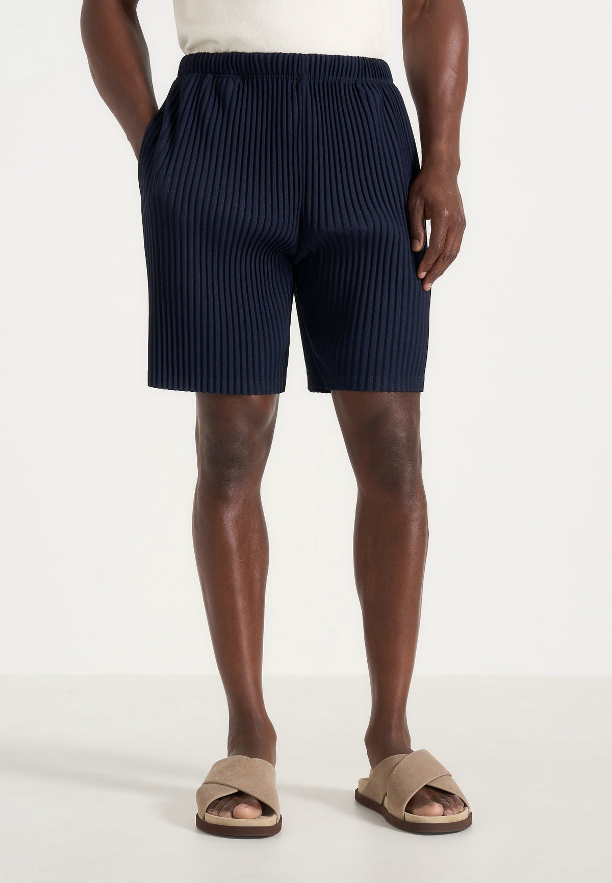 Drew - Pleated Shorts - Navy