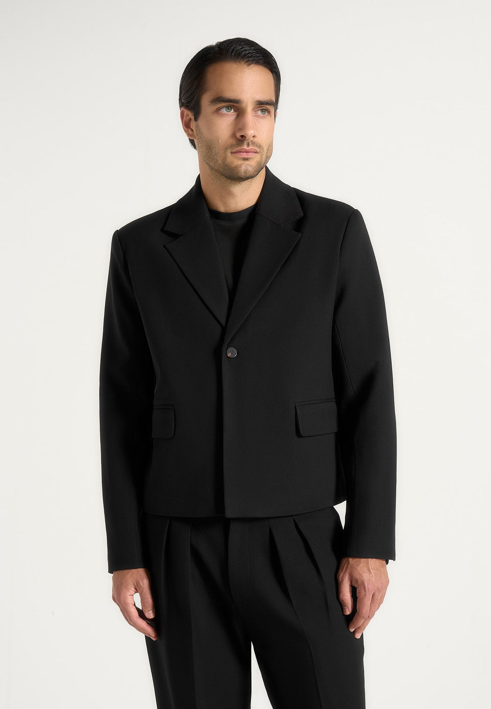 silas-tailored-cropped-blazer-black