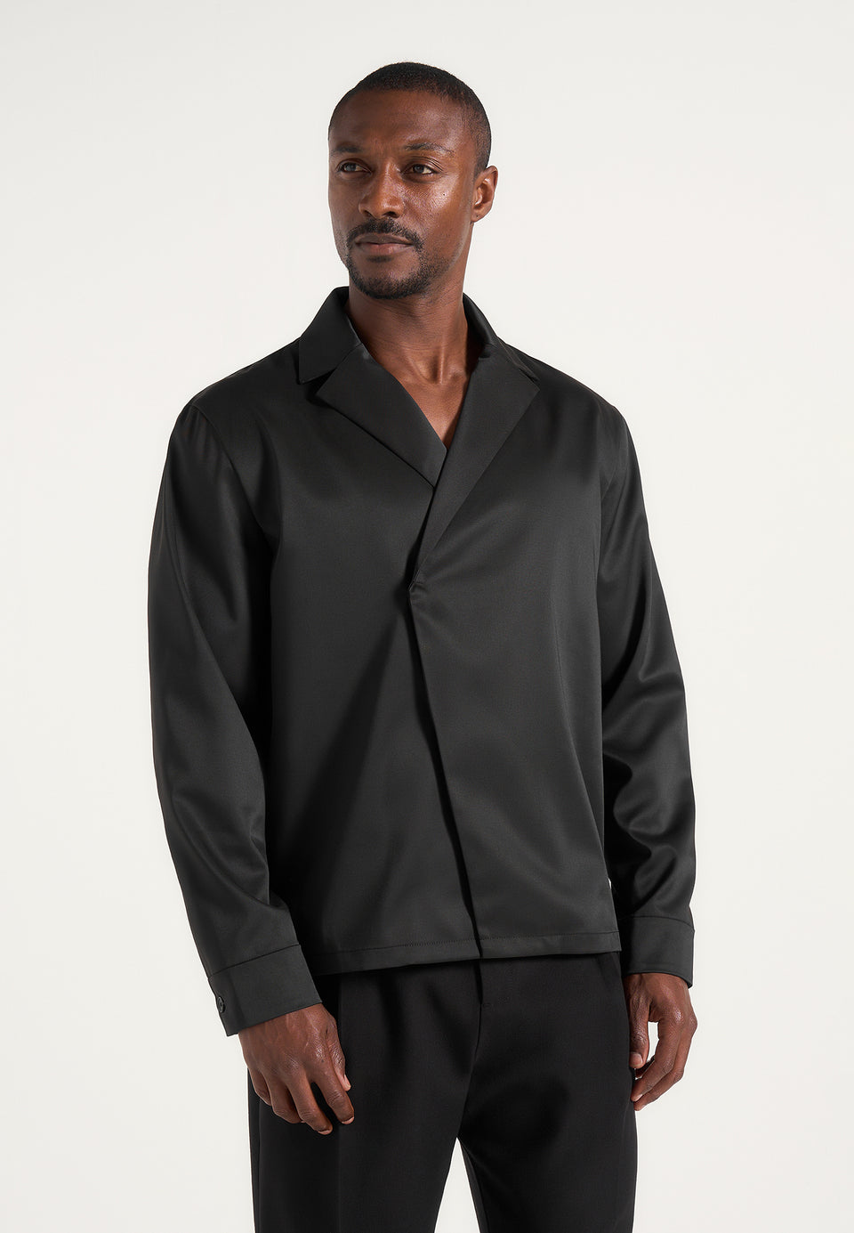 alban-satin-double-breasted-shirt-black