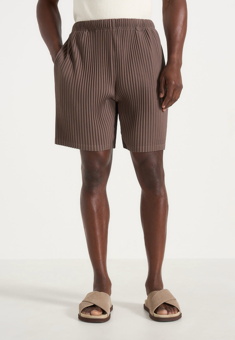 drew-pleated-shorts-brown