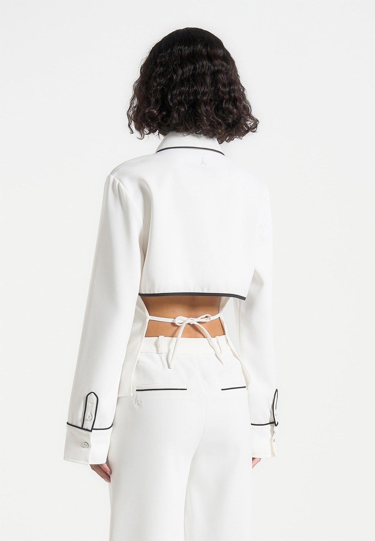 contrast-piped-backless-tie-shirt-white-black