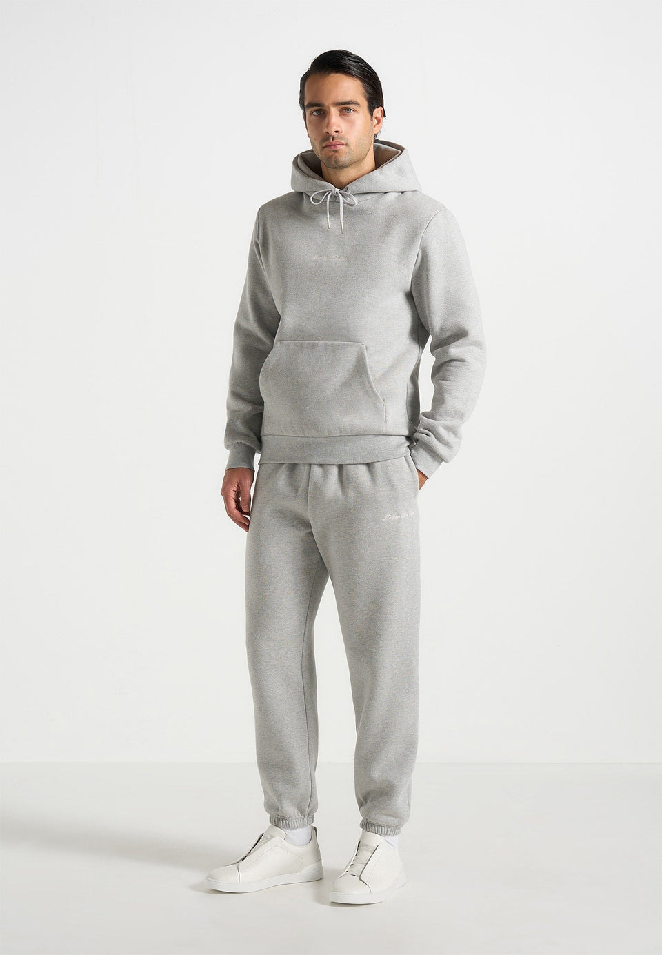 js005-signature-regular-fit-cuffed-joggers-marl-grey