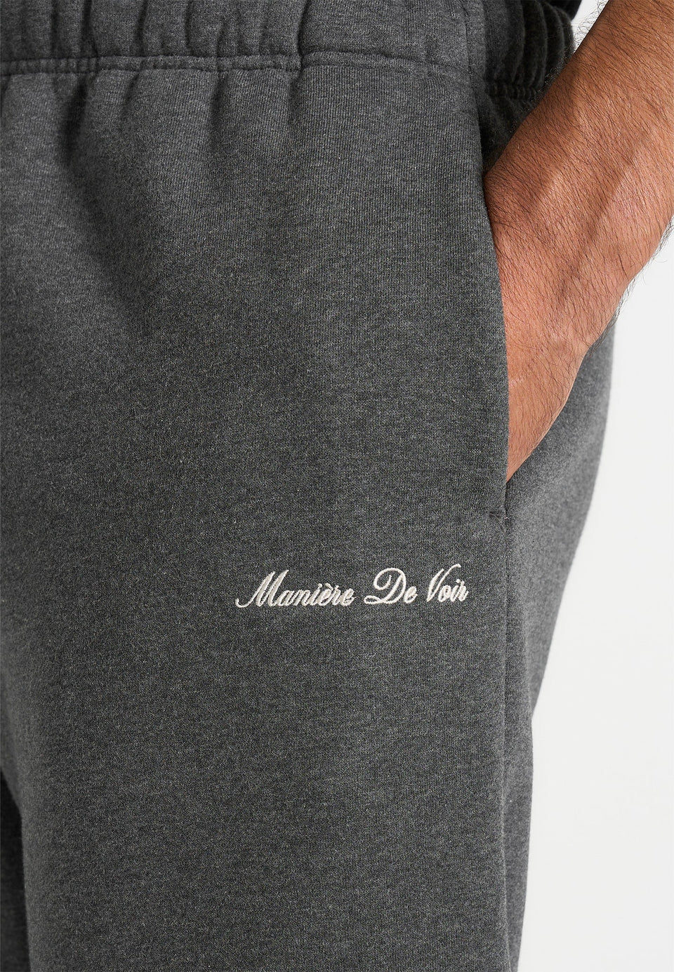js005-signature-regular-fit-cuffed-joggers-charcoal-grey