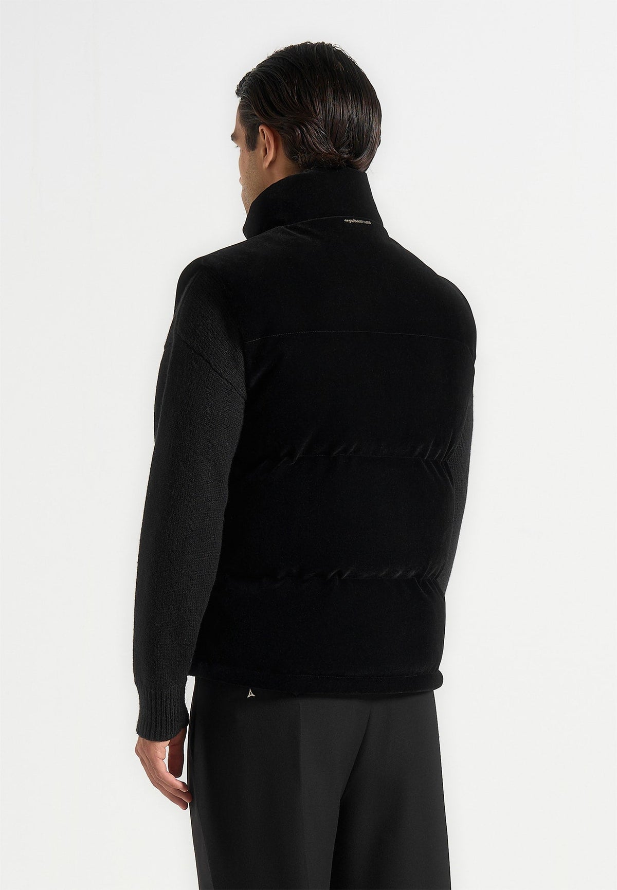 manu-velvet-puffer-gilet-black