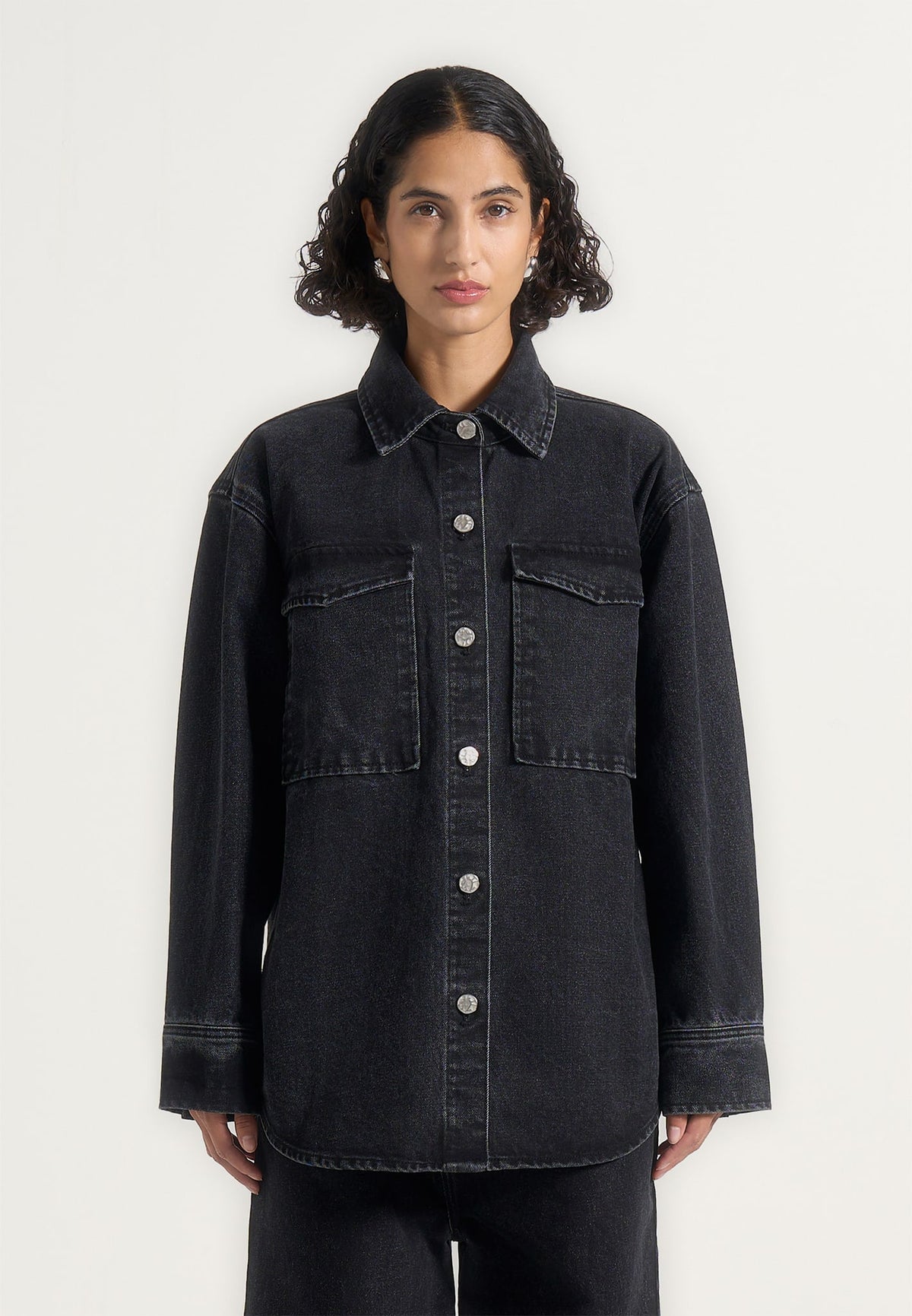joy-oversized-denim-shirt-washed-black
