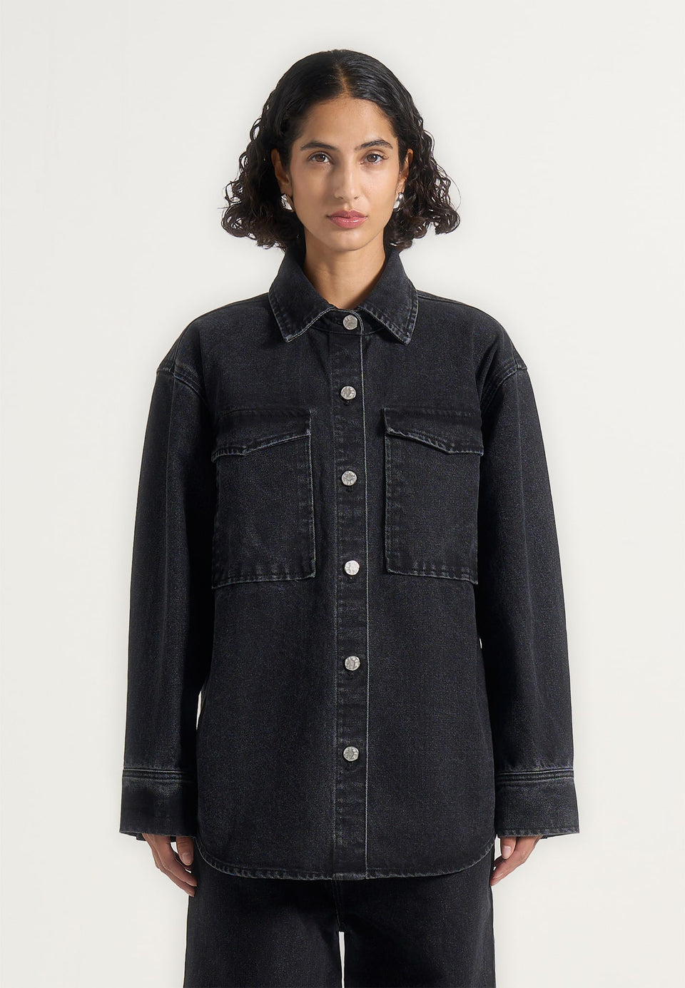 joy-oversized-denim-shirt-washed-black