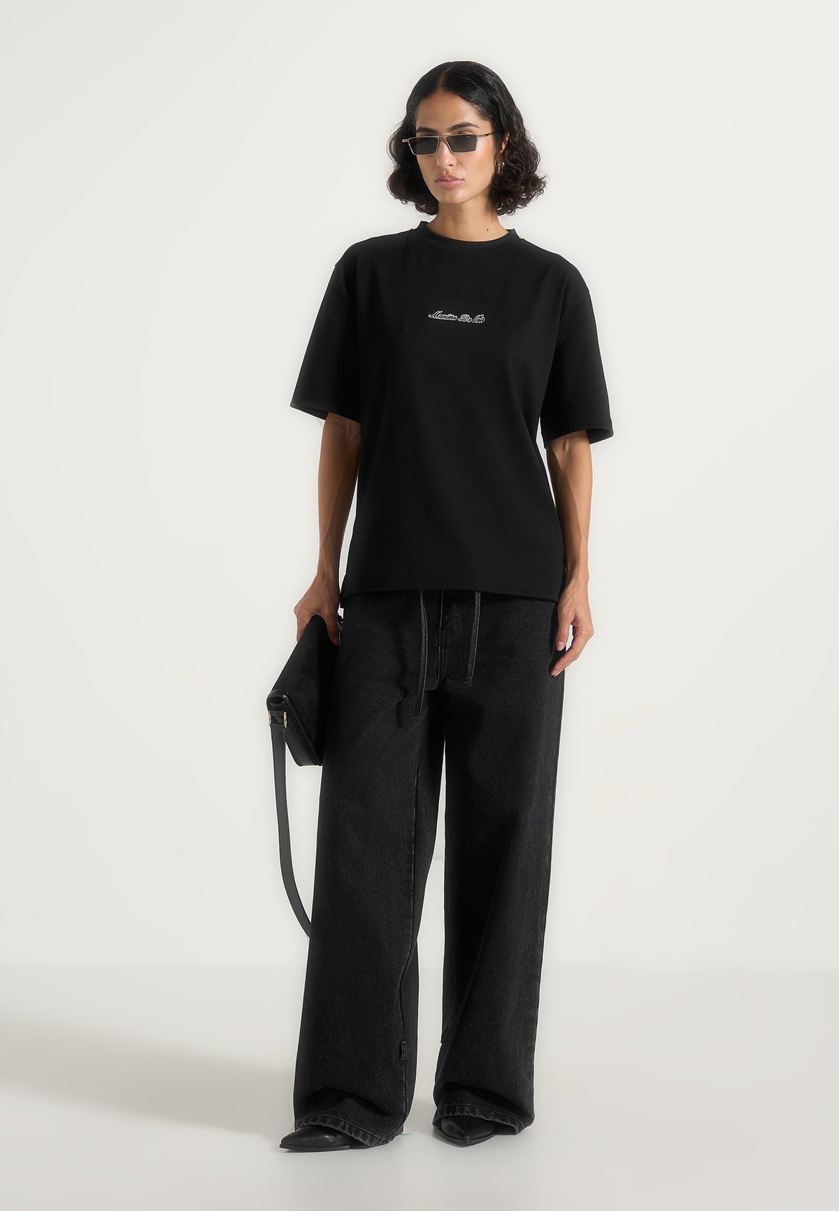 ts001-unisex-signature-relaxed-fit-cotton-t-shirt-black