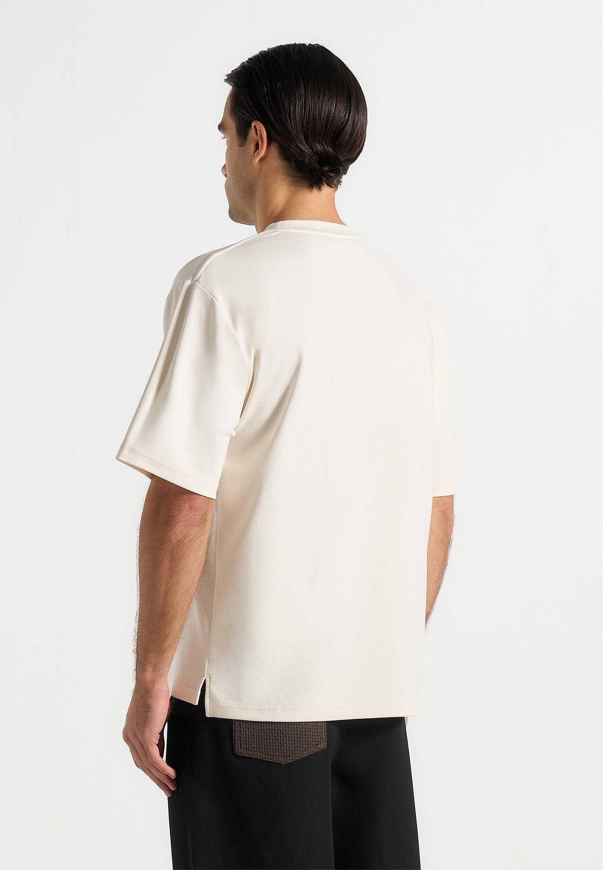 ts001-unisex-signature-relaxed-fit-cotton-t-shirt-cream