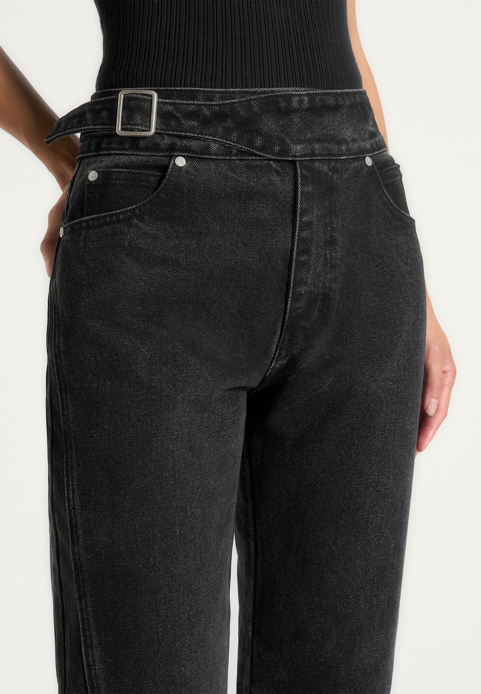 loane-twist-leg-boyfriend-jeans-with-waist-adjuster-washed-black