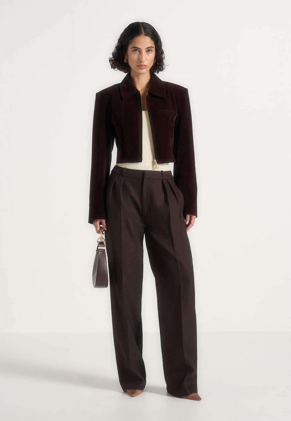 adina-structured-velvet-jacket-brown
