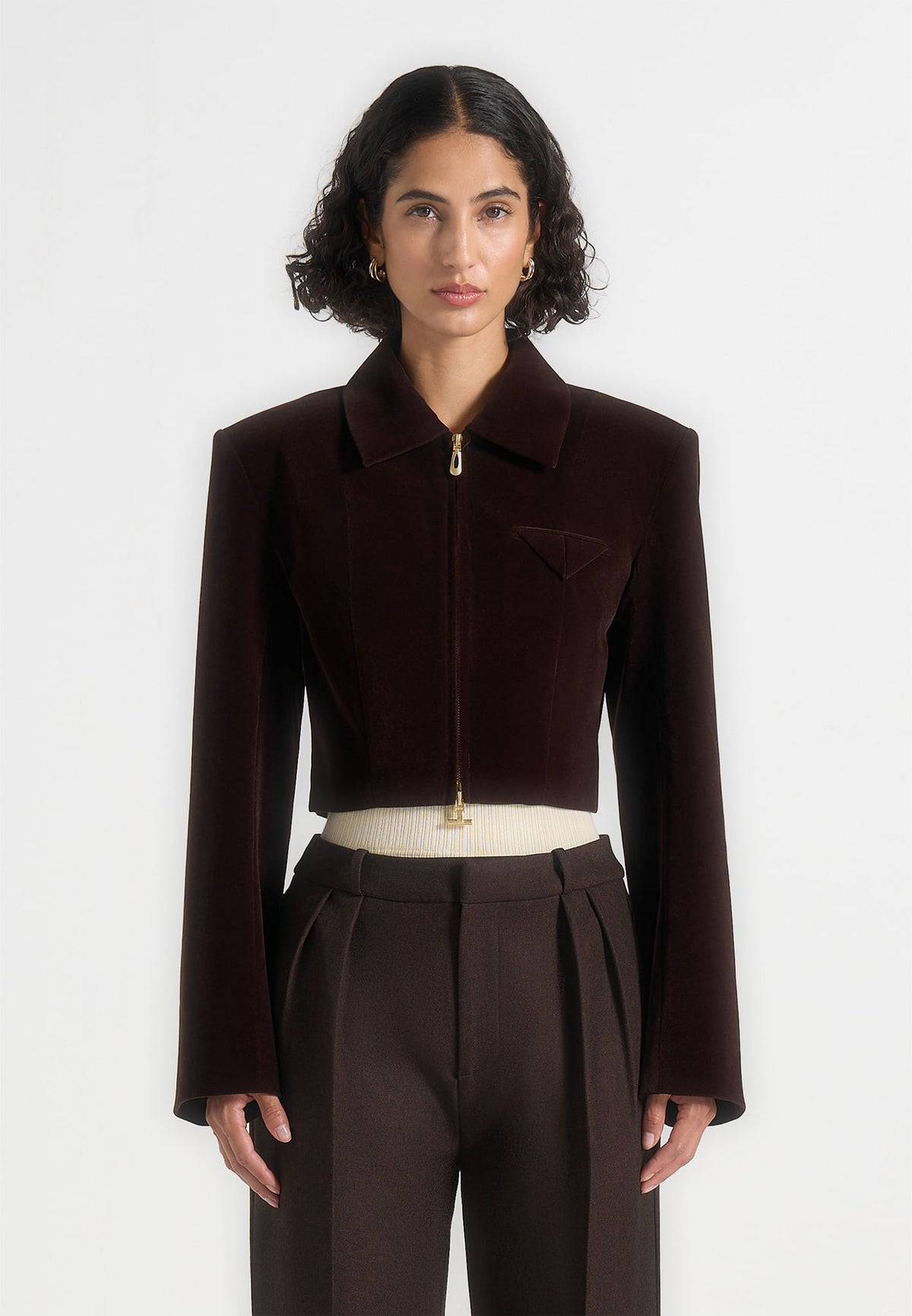 adina-structured-velvet-jacket-brown