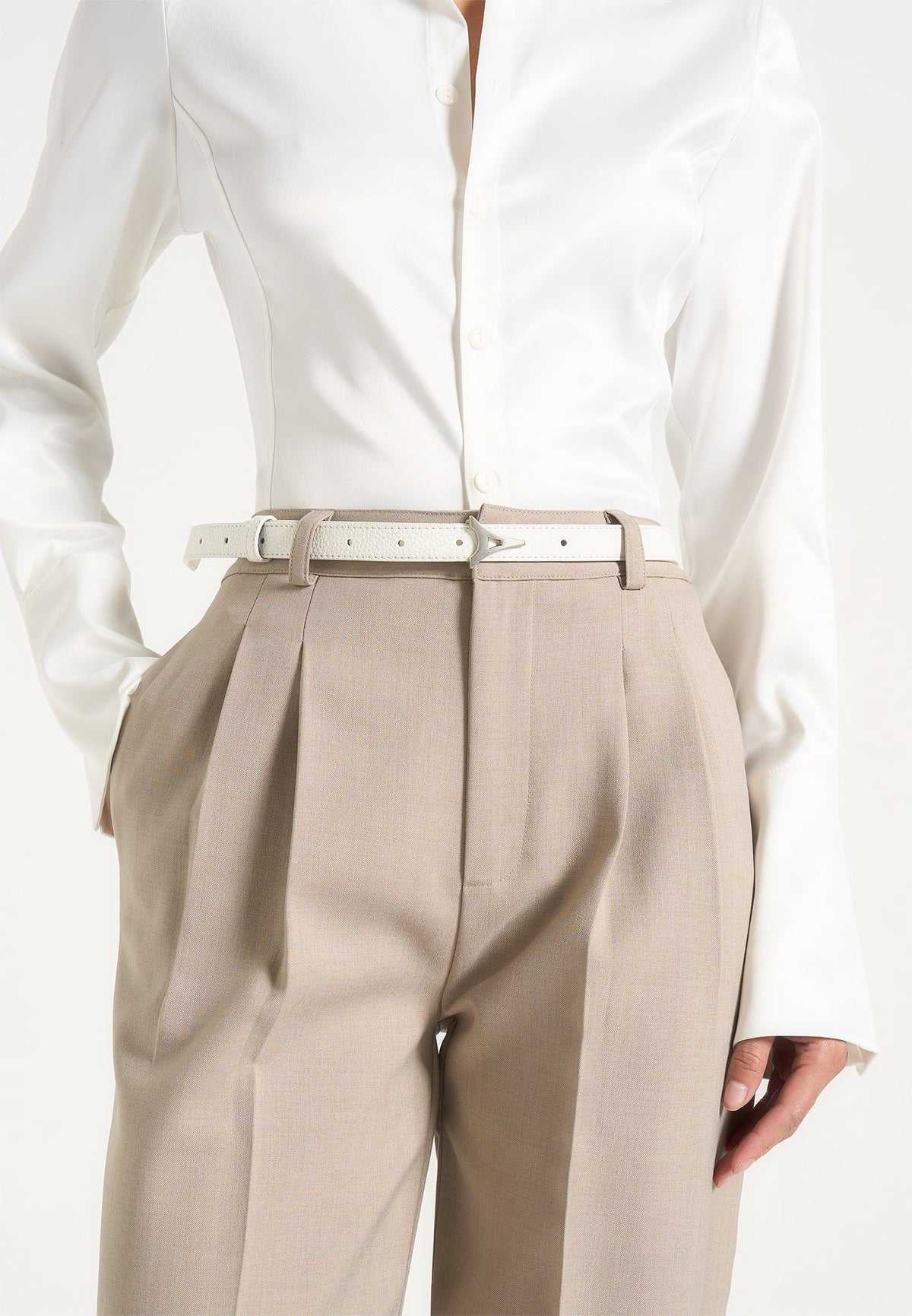leonie-eiffel-slim-leather-belt-white