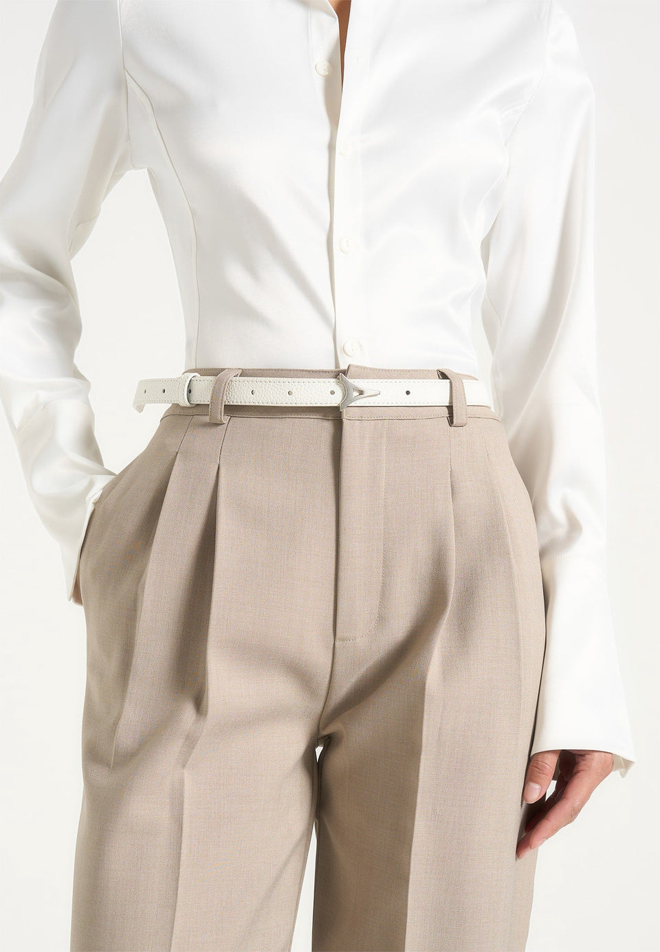 leonie-eiffel-slim-leather-belt-white