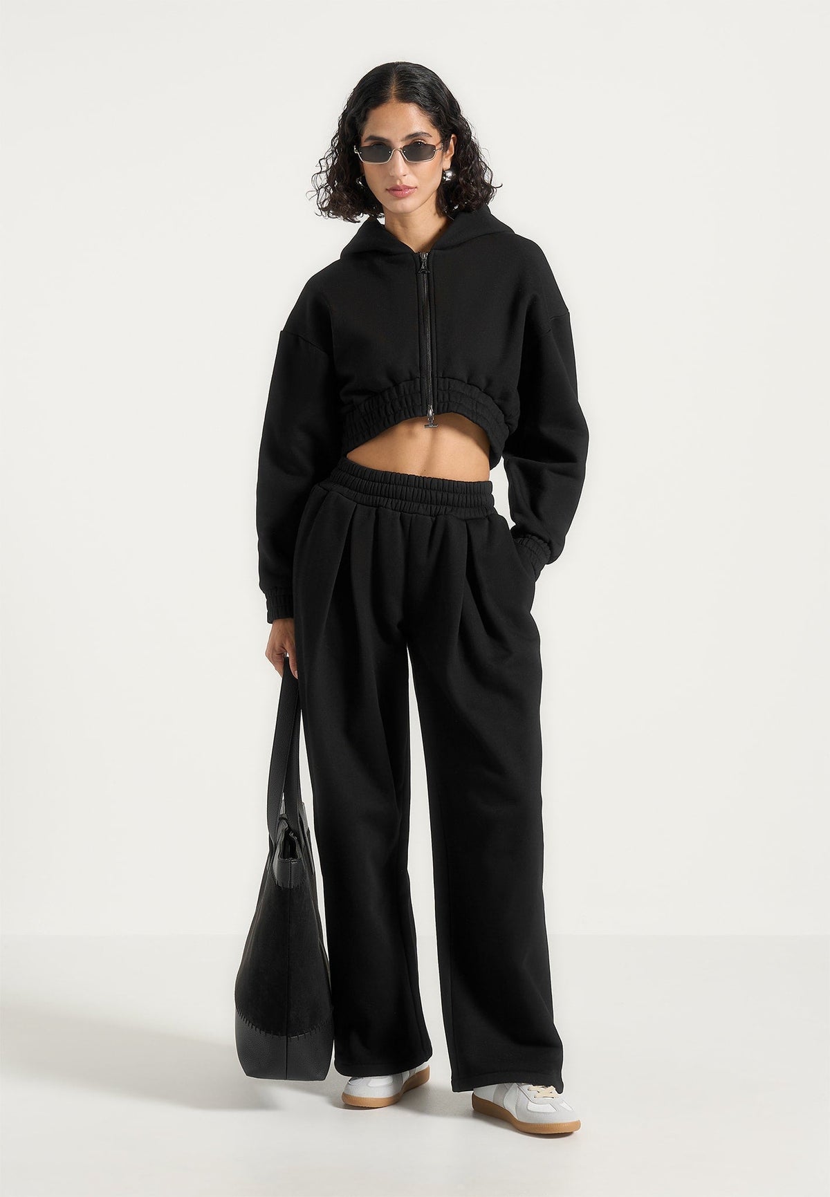 fanny-straight-leg-box-pleat-joggers-black