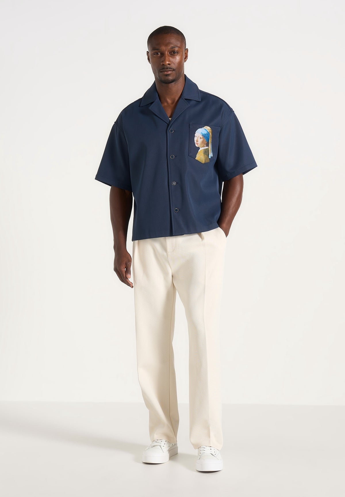 stephane-a-girl-with-a-pearl-earring-boxy-shirt-indigo