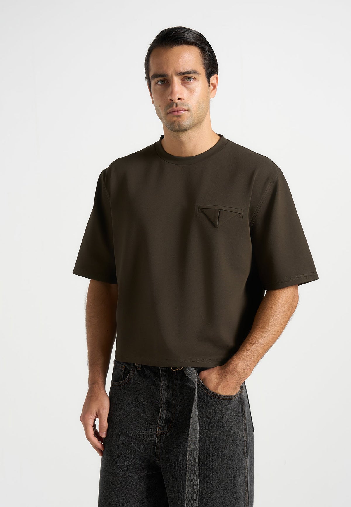 Leon - Boxy Cropped T-Shirt - Olive