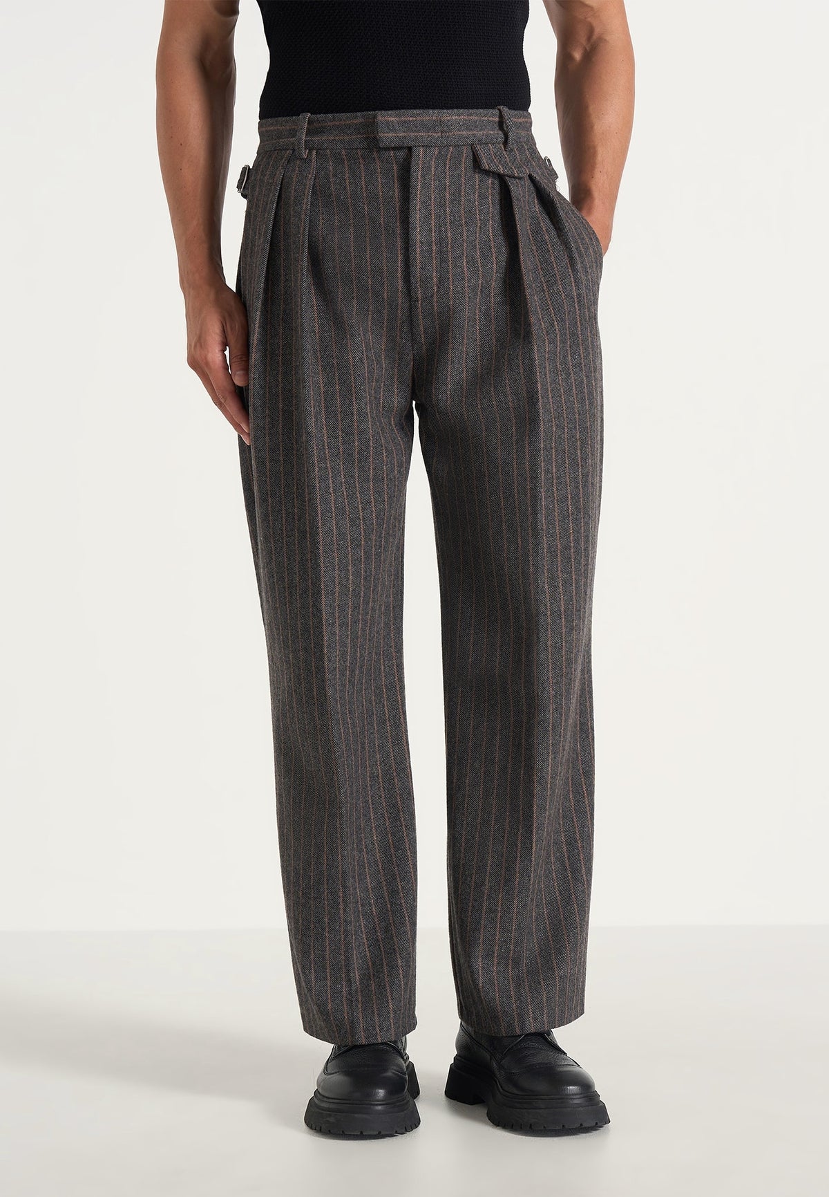 Pierre - Twin Pleat Wool Pinstripe Pants - Grey