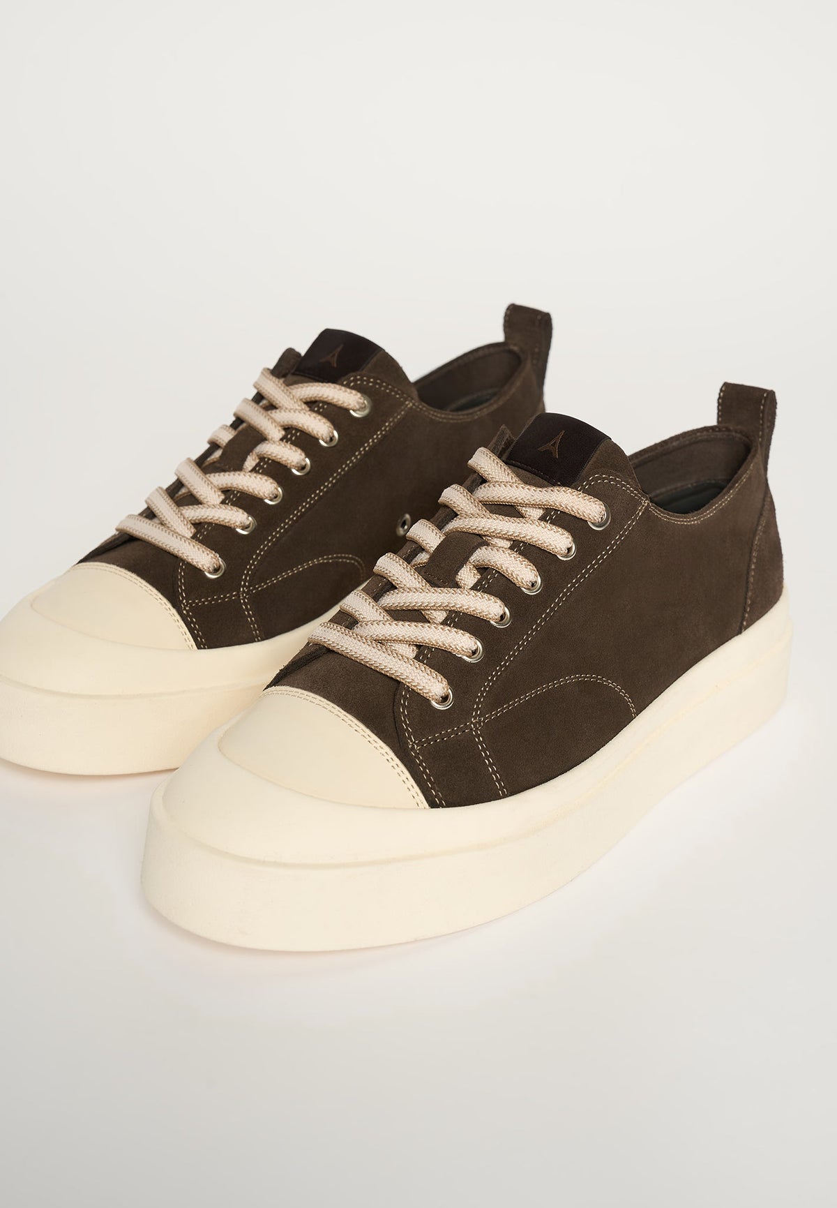 Vienna - Suede Contrast Stitch Sneaker - Brown