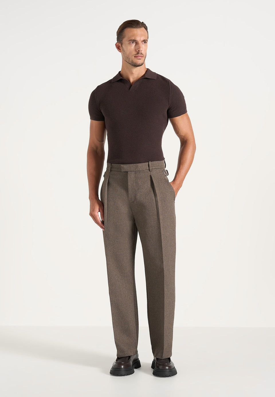 Dorian - Relaxed Fit Pleated Textured Tailored Pants - Taupe