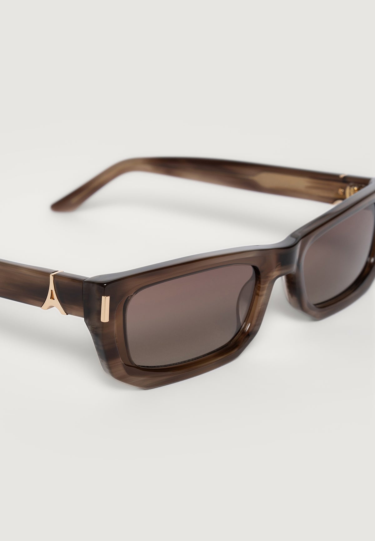milan-curved-frame-sunglasses-brown
