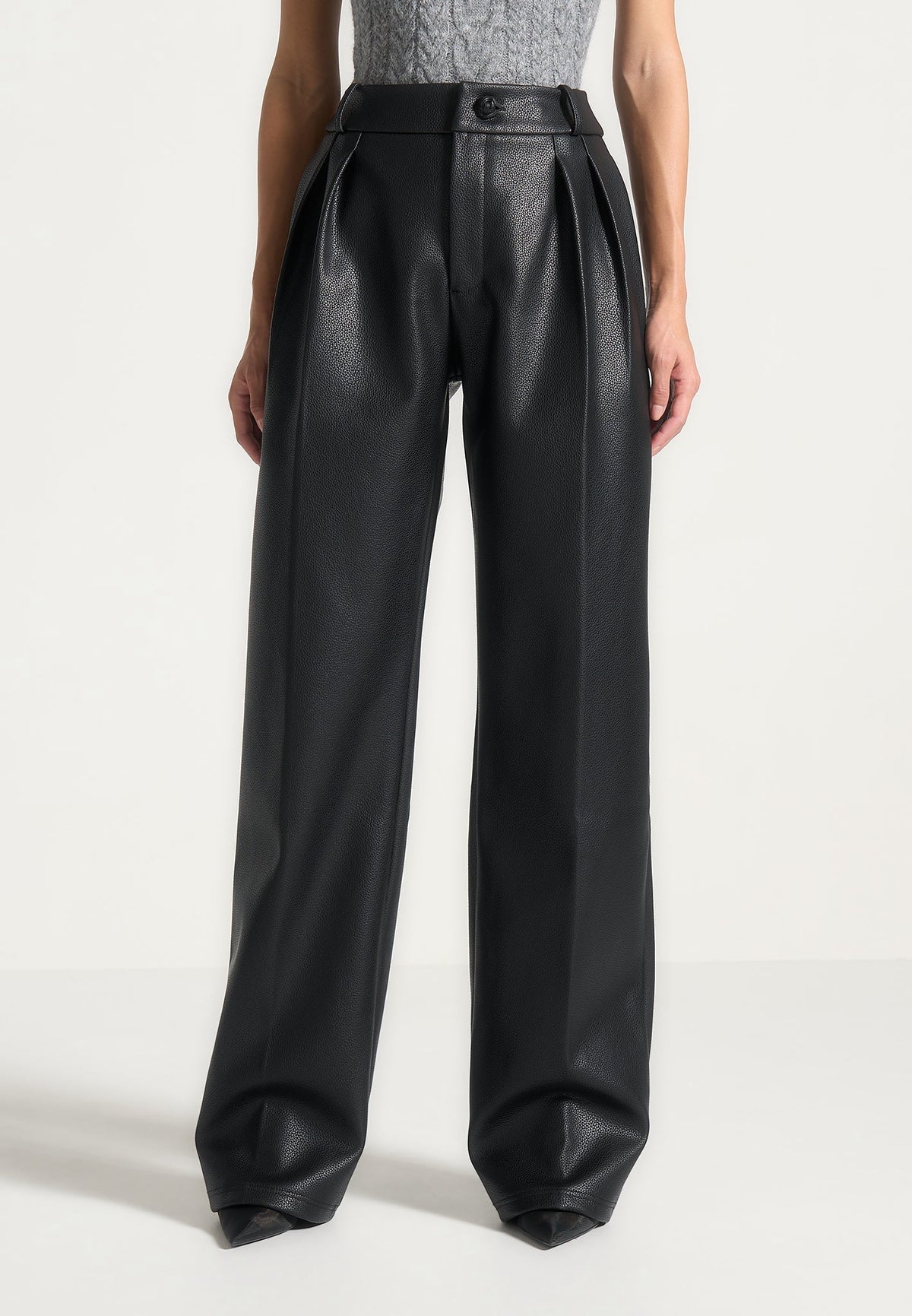 Olivia - Pebbled Leather Pleated Stacked Pants - Black