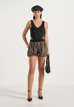zoe-houndstooth-balloon-shorts-brown
