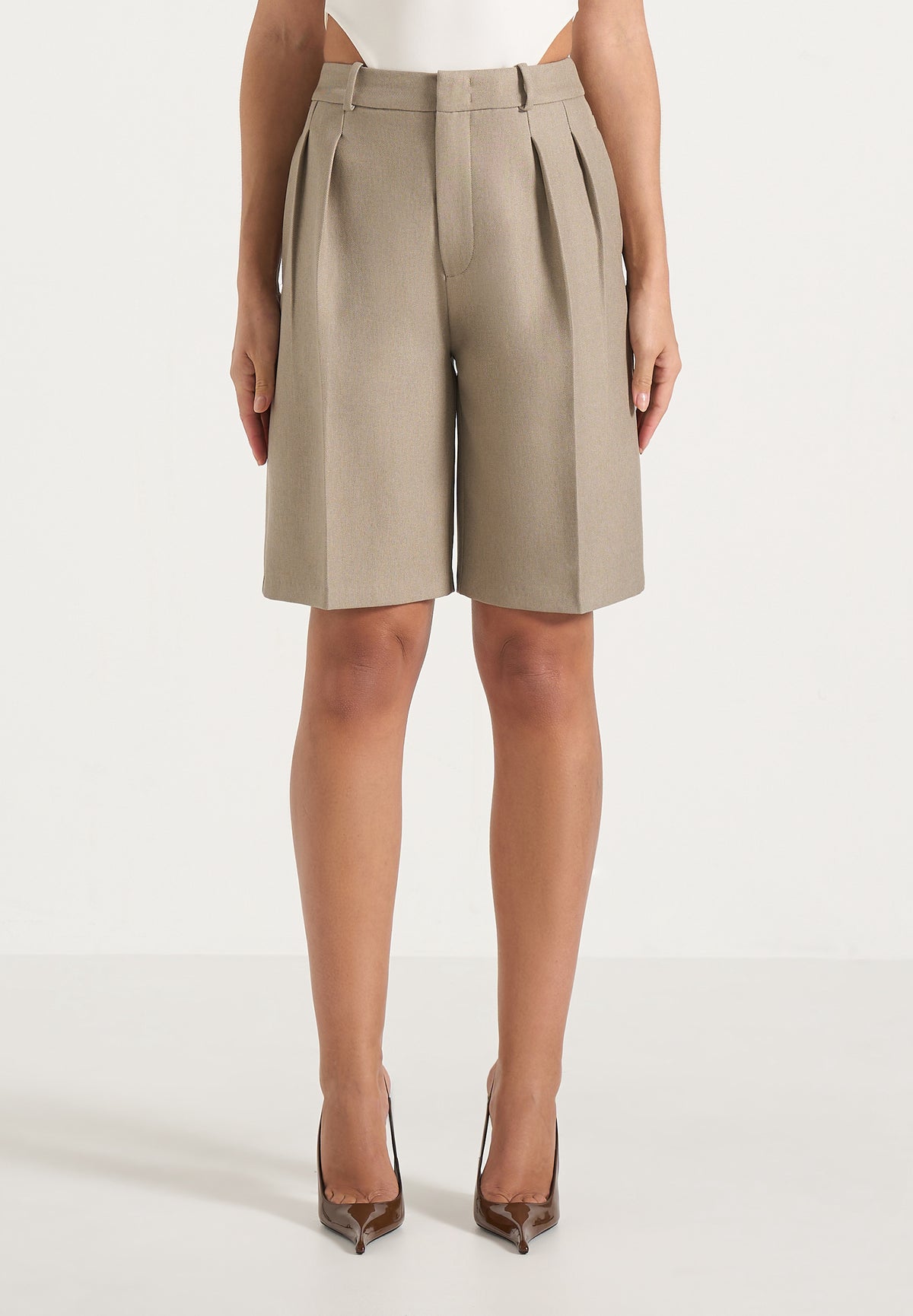 Lorette - Twin Pleat Tailored Shorts - Beige