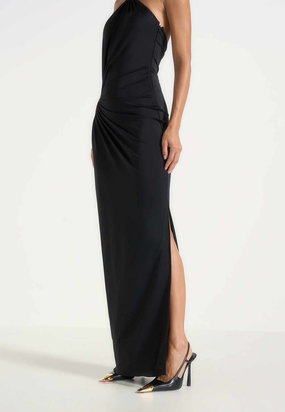 Amalia - Halter Ruched Hip Hardware Maxi Dress - Black