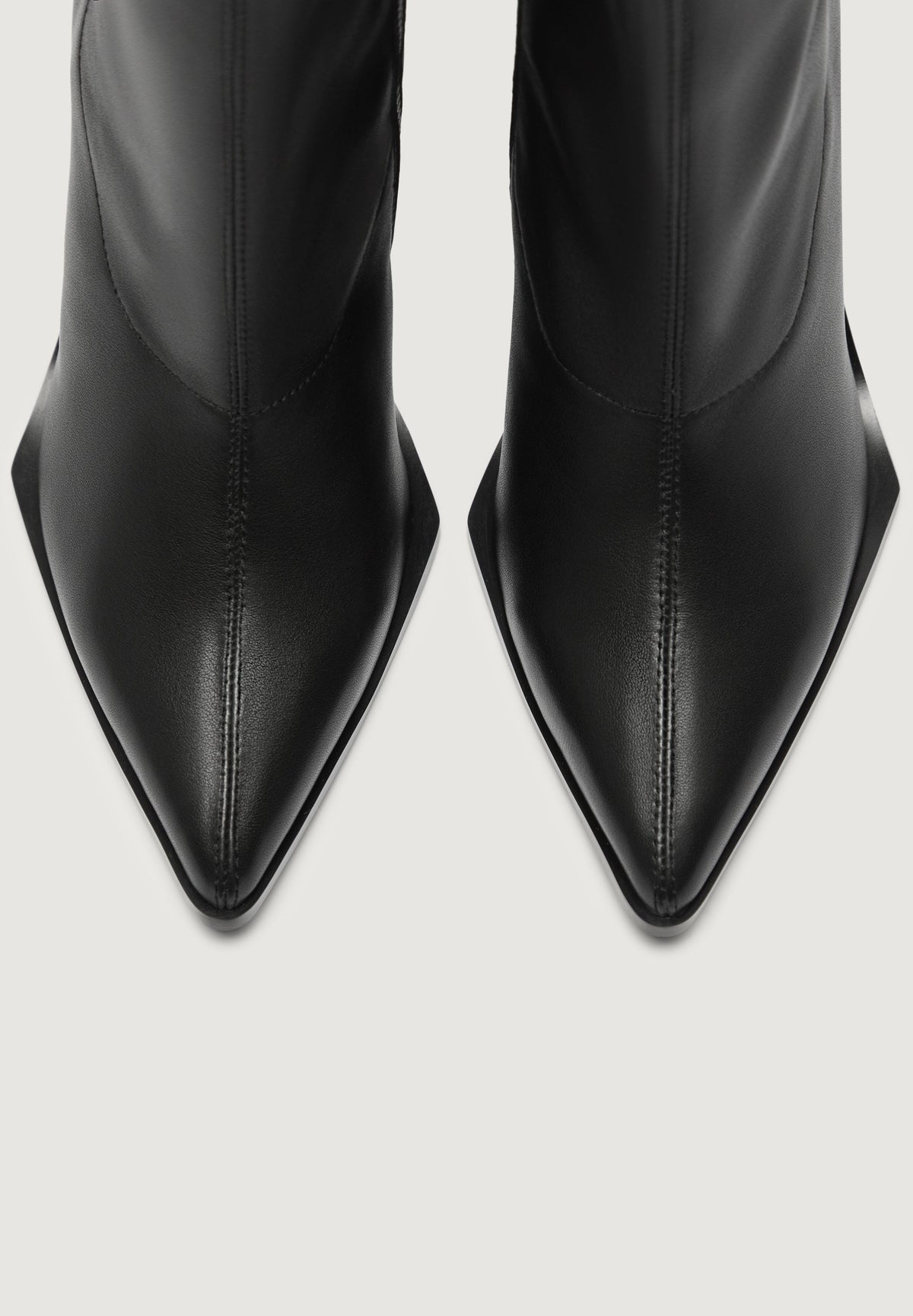 L'Eiffel - Heeled Leather Boot - Midnight