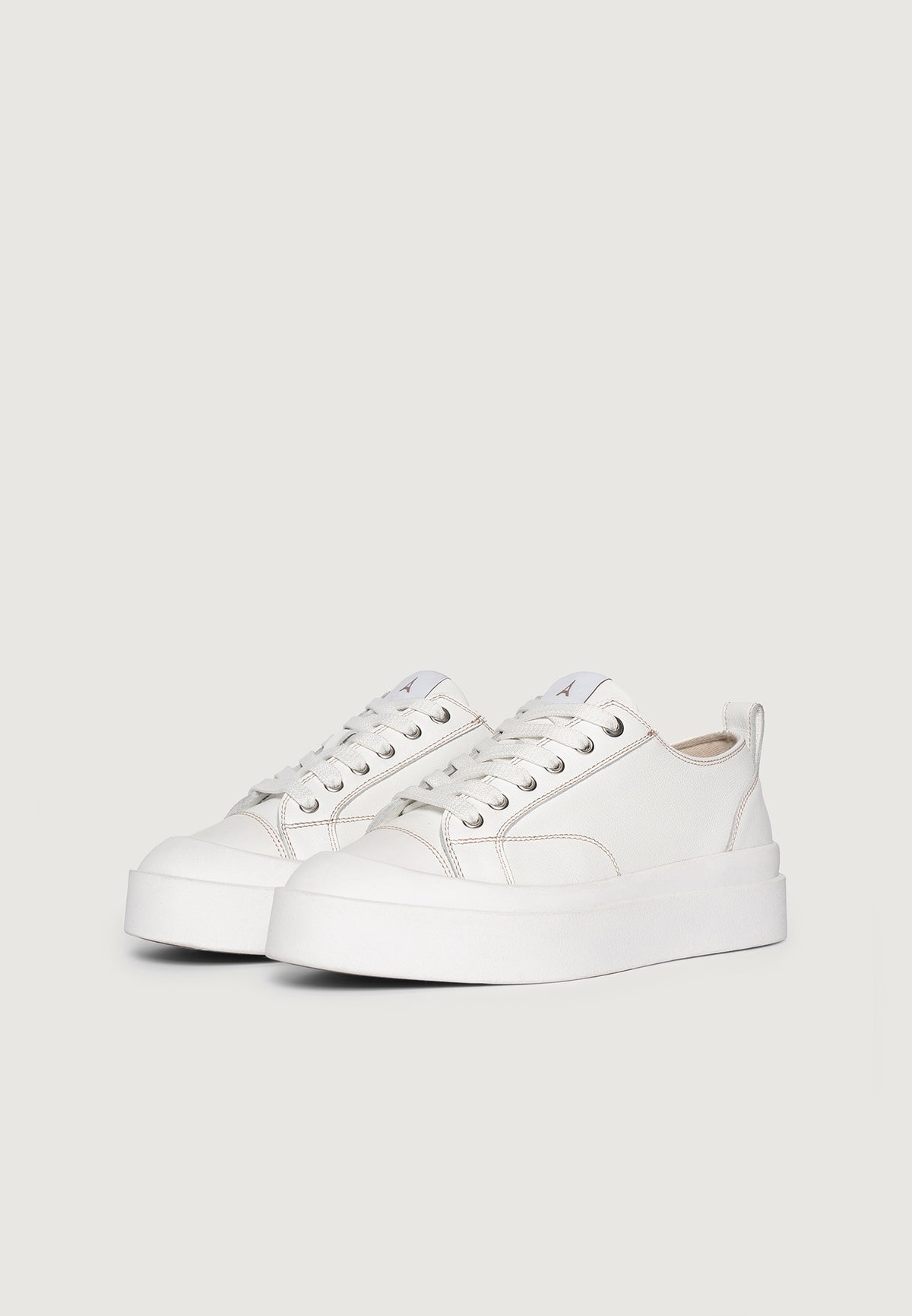 womens-vienna-leather-contrast-stitch-sneaker-white