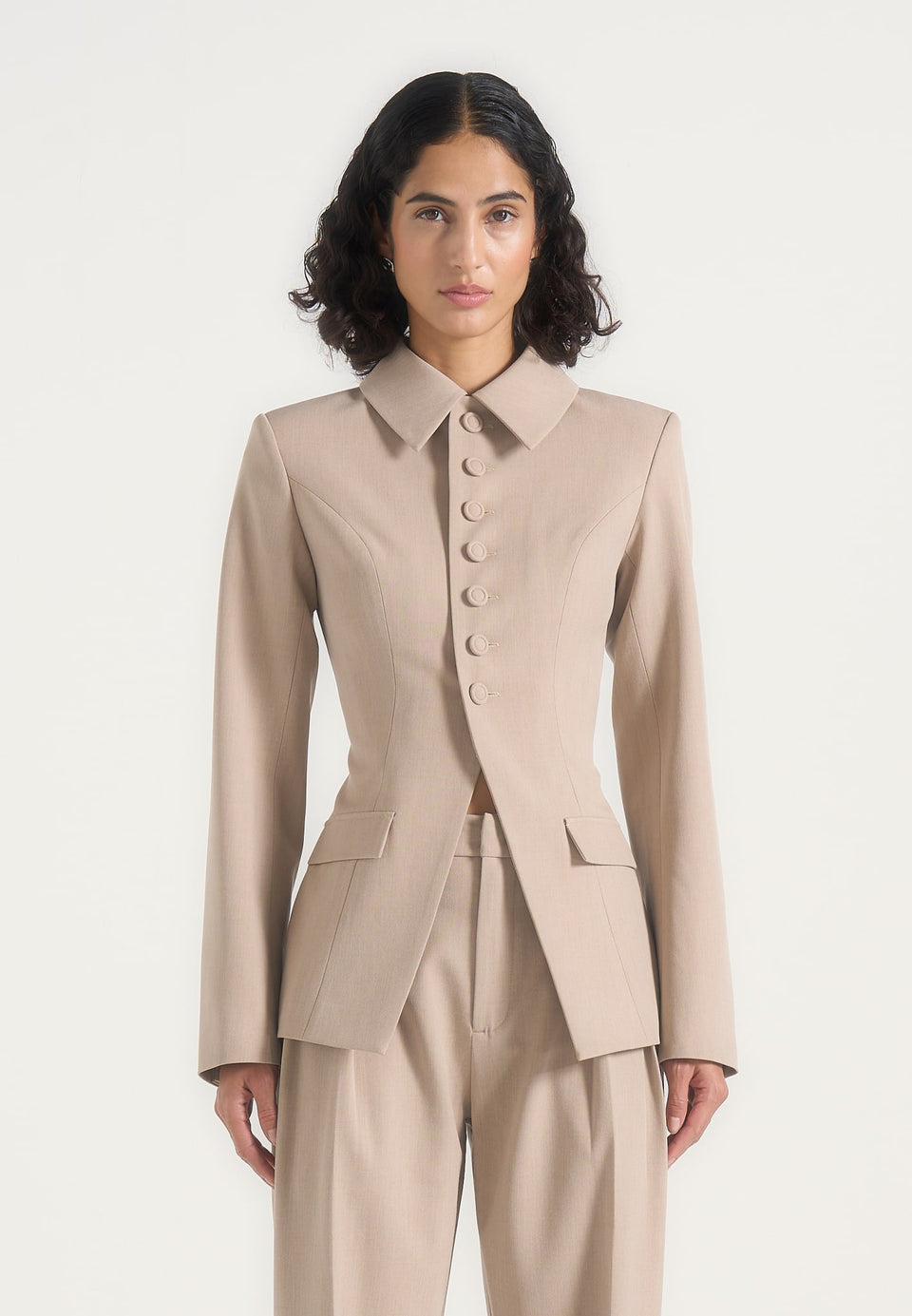 harper-tailored-cinch-blazer-with-detachable-collar-beige